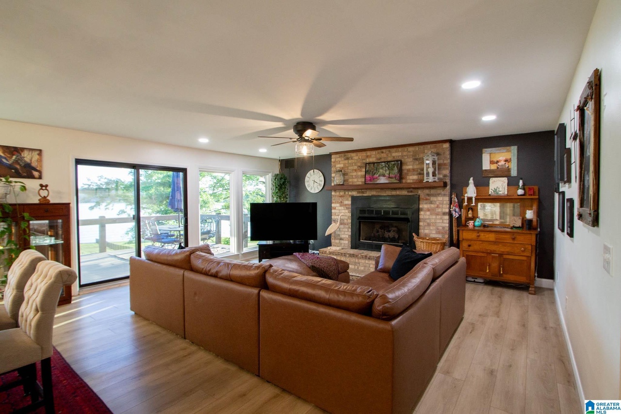 Living room overlooking the lake